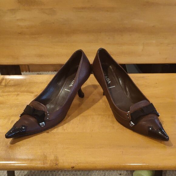 Prada size 37.5 brown and black authenticated kitten heels Made in Italy - Picture 3 of 16